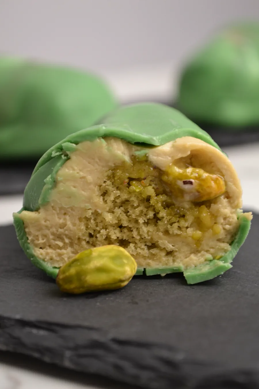 Pistachio Bonbon